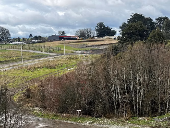Terreno 30.400 m² en Puerto Varas, vistas a volcanes y lago