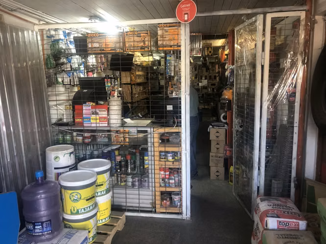 VENDE 3 LOCALES COMERCIALES JUNTOS UN ROL - EYZAGUIRRE &amp; MADRID OSORIIO SAN BERARDO