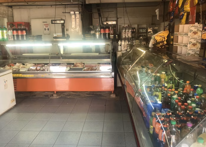 VENDE 3 LOCALES COMERCIALES JUNTOS UN ROL - EYZAGUIRRE &amp; MADRID OSORIIO SAN BERARDO