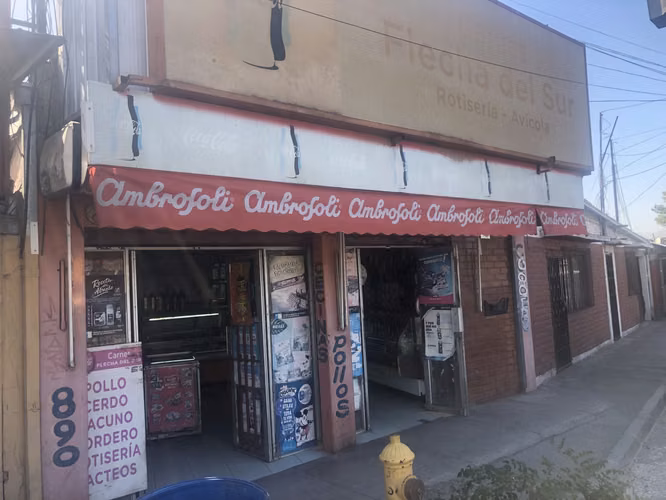 VENDE 3 LOCALES COMERCIALES JUNTOS UN ROL - EYZAGUIRRE &amp; MADRID OSORIIO SAN BERARDO