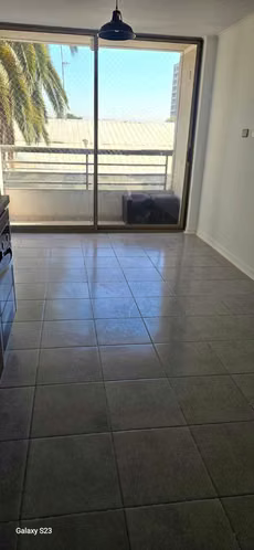 Comodo depto en arriendo de 1 d 1 b (147078)