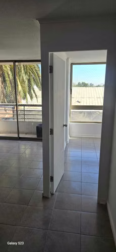 Amplio depto en arriendo de 1d (147078)