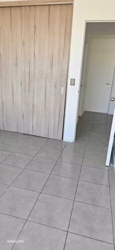 Amplio depto en arriendo de 1d (147078)
