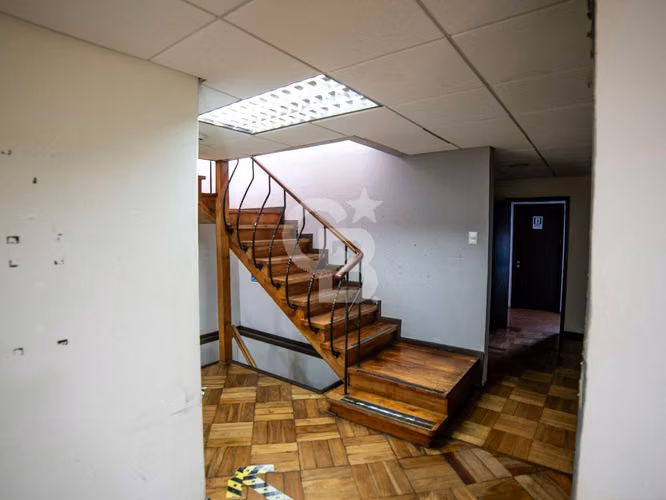 ESPECTACULAR PROPIEDAD IDEAL PARA OFICINAS.