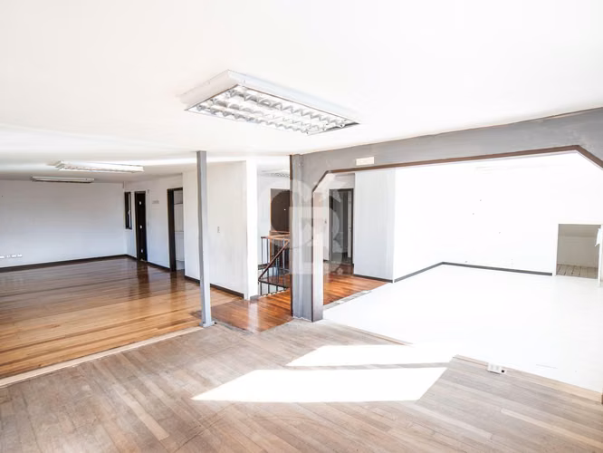 ESPECTACULAR PROPIEDAD IDEAL PARA OFICINAS.