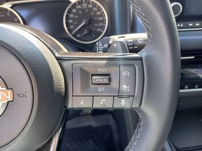 Nissan Qashqai 1.3T ADVANCE 2WD CVT AT 5P 2025