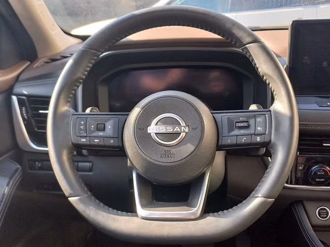 Nissan X-trail 2.5 EXCLUSIVE 4X4 3ROW CVT AT 5P 2024