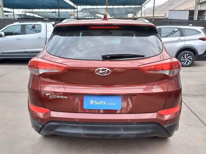 Hyundai Tucson 2.0 GL ADVANCE 4X2 MT 5P 2017 - Imagen 6