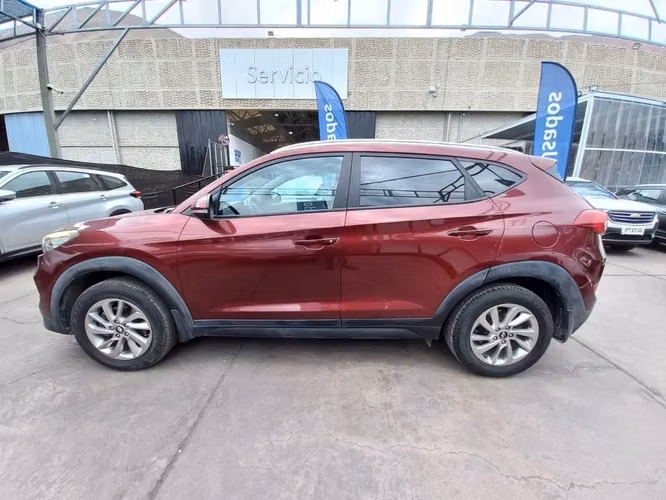 Hyundai Tucson 2.0 GL ADVANCE 4X2 MT 5P 2017 - Imagen 9