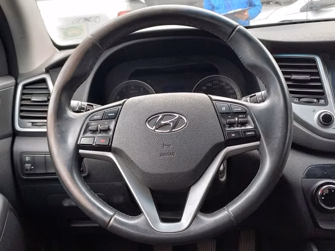 Hyundai Tucson 2.0 GL ADVANCE 4X2 MT 5P 2017 - Imagen 16