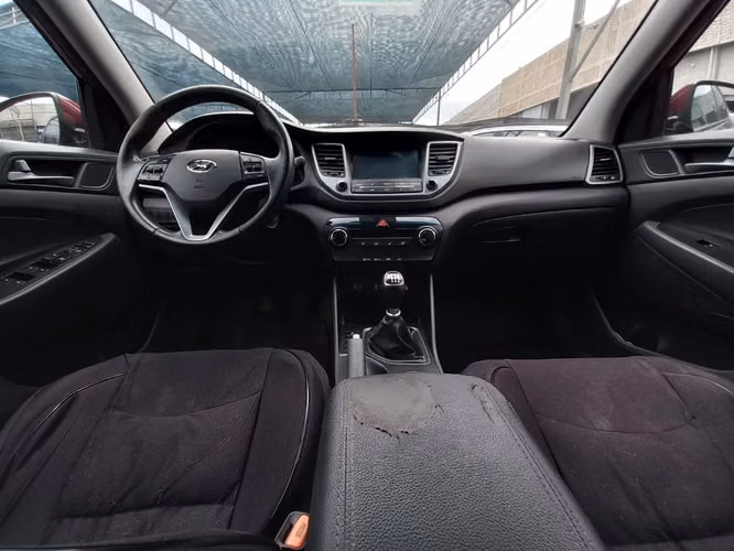 Hyundai Tucson 2.0 GL ADVANCE 4X2 MT 5P 2017 - Imagen 20