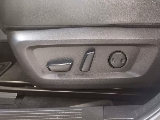 Nissan X-trail 1.5 E-POWER EXCLUSIVE HYBRID 4X4 CVT AT 5P 2025
