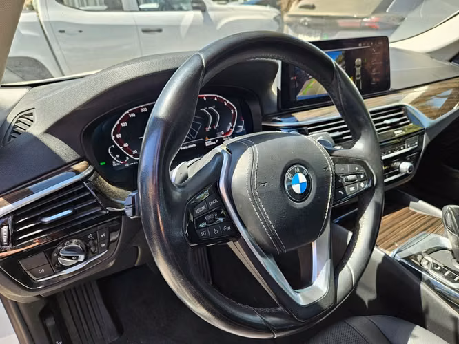 Bmw 520 DIESEL 2.0 HERITAGE LCI AT 4P R 2022