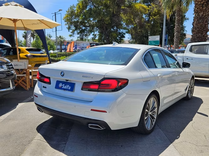 Bmw 520 DIESEL 2.0 HERITAGE LCI AT 4P R 2022