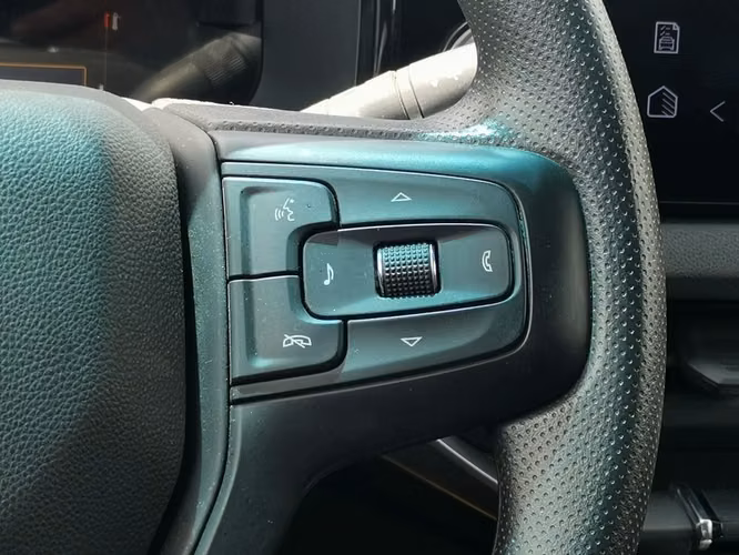 Chevrolet Colorado COLORADO 2.8TD WT MT 2WD S	 2025
