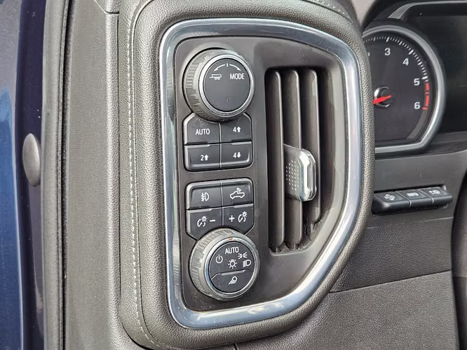 Chevrolet Silverado 3.0 TD TURBO DIESEL 4X4 AT 4P LTZ 2022 - Imagen 20