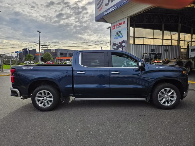 Chevrolet Silverado 3.0 TD TURBO DIESEL 4X4 AT 4P LTZ 2022 - Imagen 8
