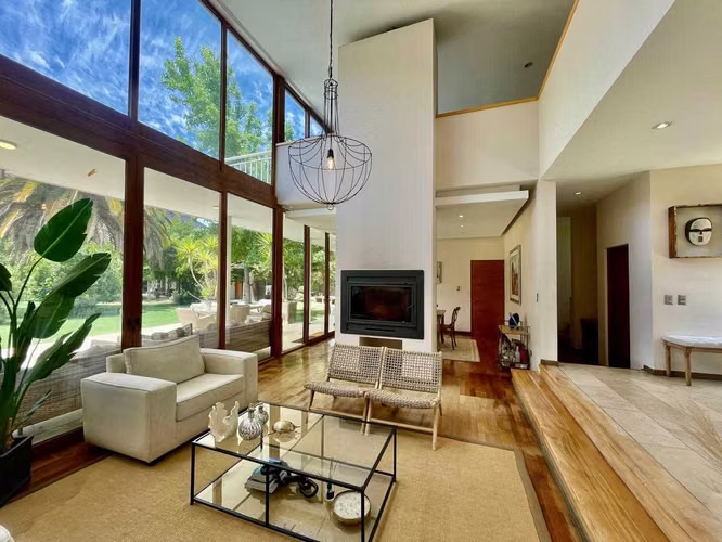 Moderno Hogar con Excelente Conectividad (147155) - Imagen 8