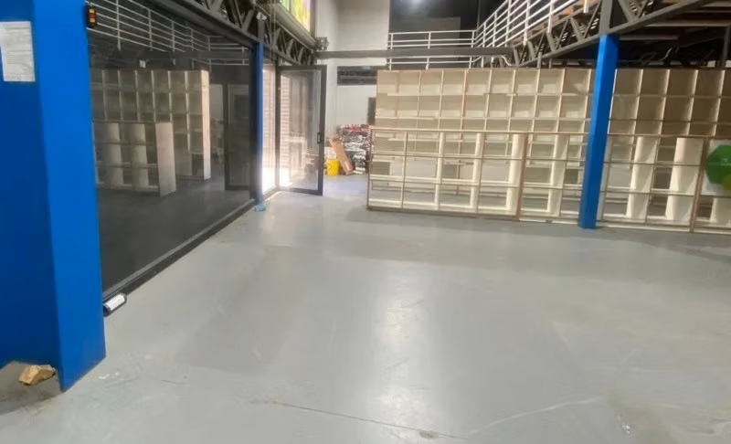 SE ARRIENDA MODERNO LOCAL COMERCIAL ARLEGUI VIÑA DEL MAR