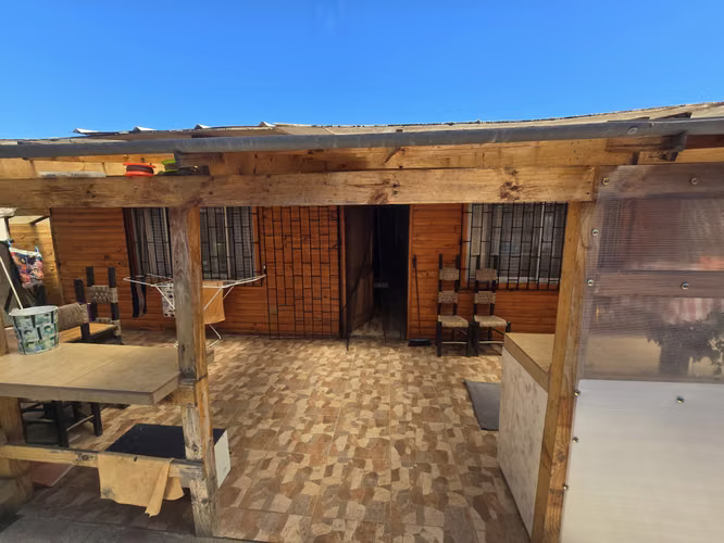 EL QUISCO: CASA 72 m2 (3D - 2B) + Cabaña 36 m2. Terreno 387 m2