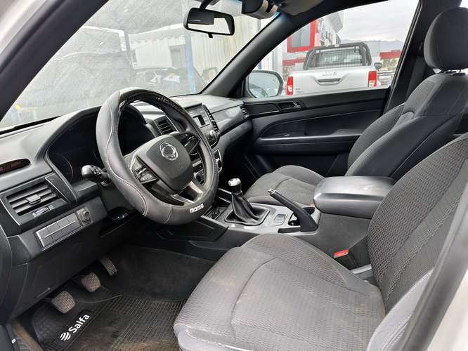 Ssangyong Musso 2.2 GRAND GLX TD DIESEL 2WD FULL MT 4P 2021 - Imagen 11