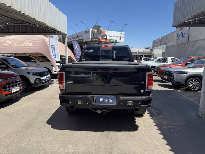 Ram 1500 5.7 LARAMIE 4X4 HEMI CREW CAB DOB. CAB. AT 4P 2018