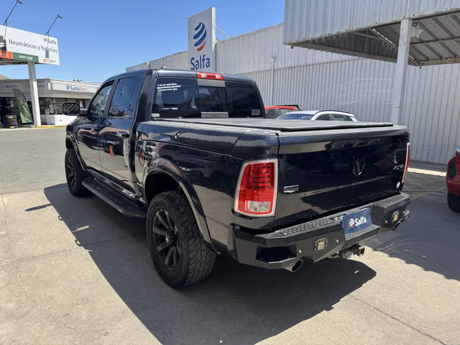 Ram 1500 5.7 LARAMIE 4X4 HEMI CREW CAB DOB. CAB. AT 4P 2018