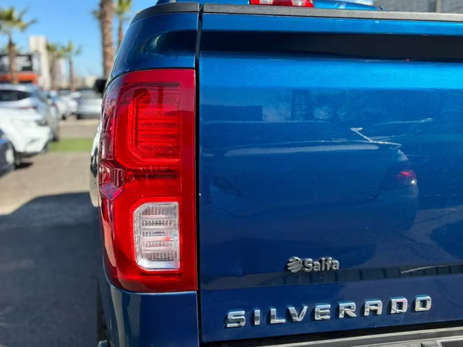 Chevrolet Silverado 5.3 LTZ 4WD CC DOB CAB AT 4P 2019 - Imagen 9