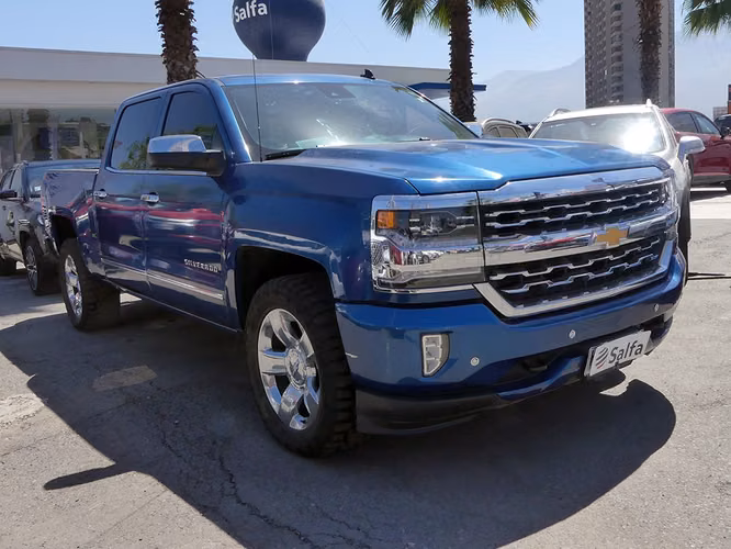 Chevrolet Silverado LTZ 4WD 5.3 2019 - Imagen 3