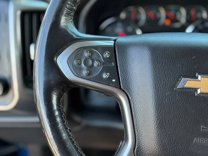 Chevrolet Silverado 5.3 LTZ 4WD CC DOB CAB AT 4P 2019 - Imagen 14