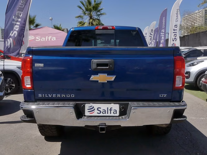 Chevrolet Silverado LTZ 4WD 5.3 2019 - Imagen 4