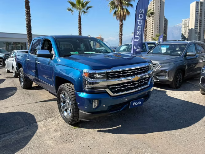 Chevrolet Silverado 5.3 LTZ 4WD CC DOB CAB AT 4P 2019 - Imagen 3