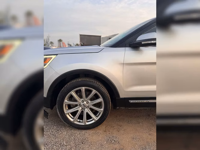 Ford Explorer 2.3 ECOBOOST 4X4 LIMITED AT 5P 2017 - Imagen 8