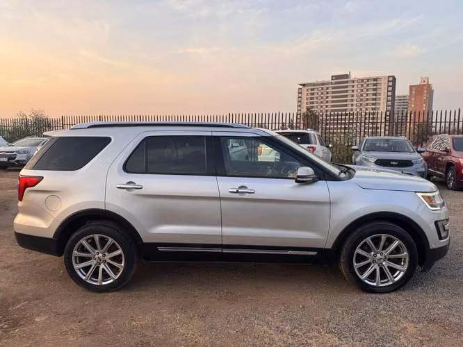 Ford Explorer 2.3 ECOBOOST 4X4 LIMITED AT 5P 2017 - Imagen 3