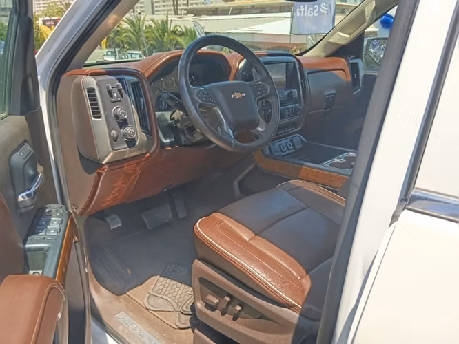 Chevrolet Silverado 5.3 LTZ 4WD CC DOB. CAB. AT 4P 2018