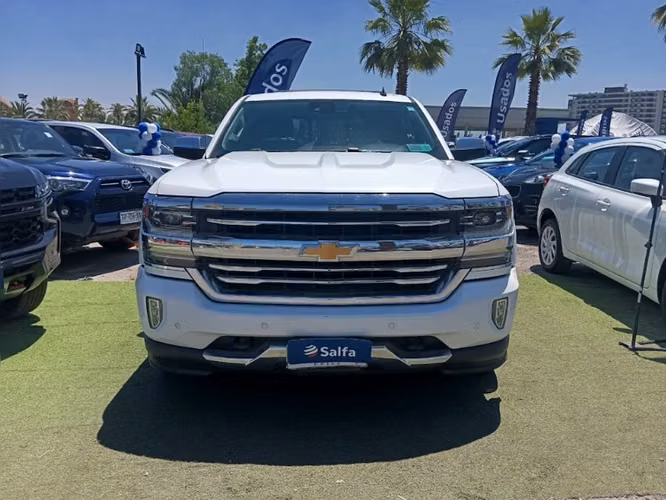 Chevrolet Silverado 5.3 LTZ 4WD CC DOB. CAB. AT 4P 2018