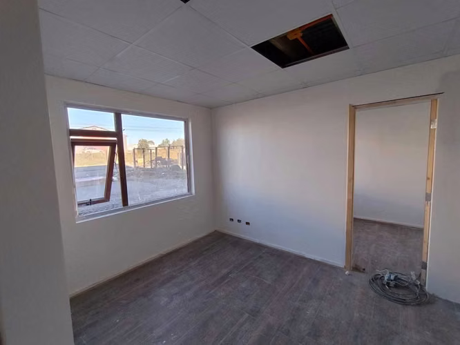 Bodega casi nueva en Parque Apiasmontt (147350)