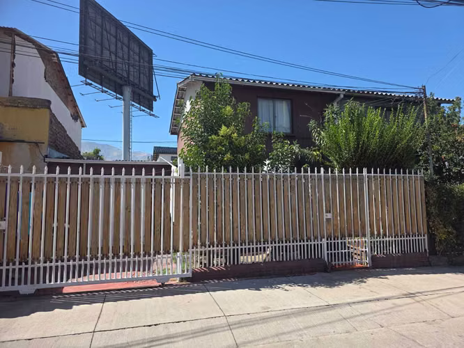 Casa 84 m2,3D+1B, 2 pisos, Macul (147379)