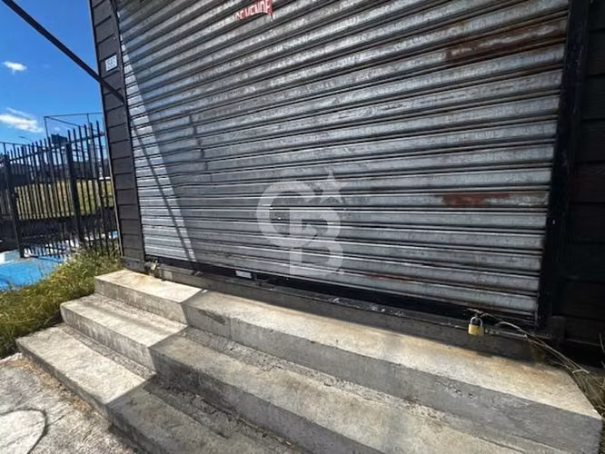 Imperdible! Local comercial con excelente ubicación.