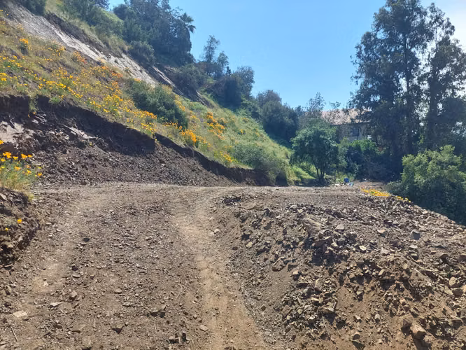 Sitio en venta en ladera de cerro con vista despejada
