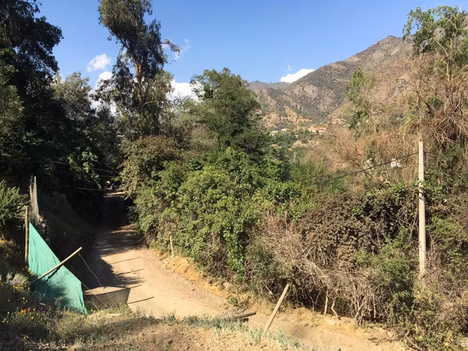 Sitio en venta en ladera de cerro con vista despejada