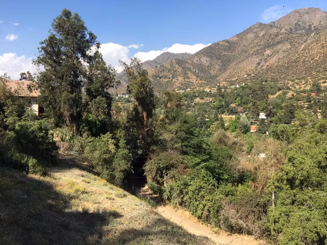 Sitio en venta en ladera de cerro con vista despejada