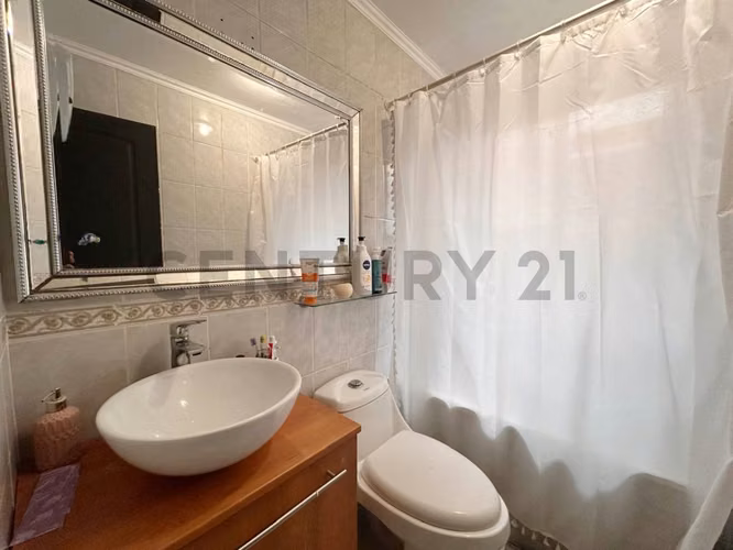 Vendo casa con piscina en Peñuelas, Coquimbo
