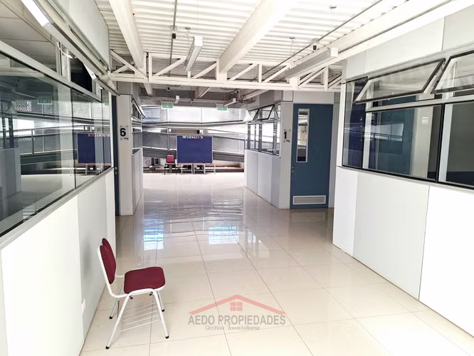 Se Vende Edificio con destino comercial en pleno corazón de la Ciudad de Quillota.