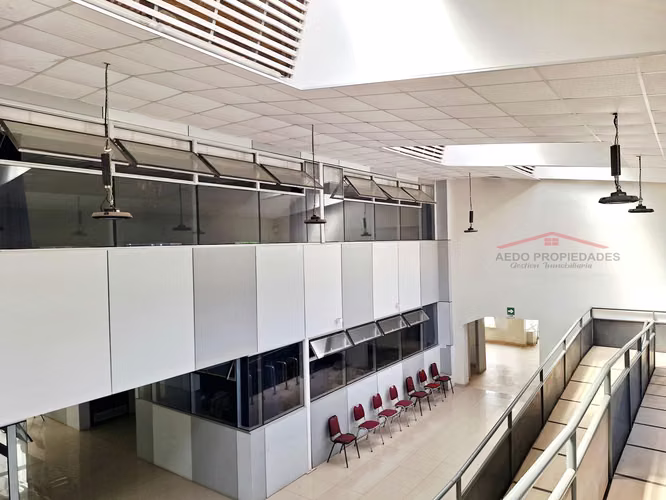 Se Vende Edificio con destino comercial en pleno corazón de la Ciudad de Quillota.
