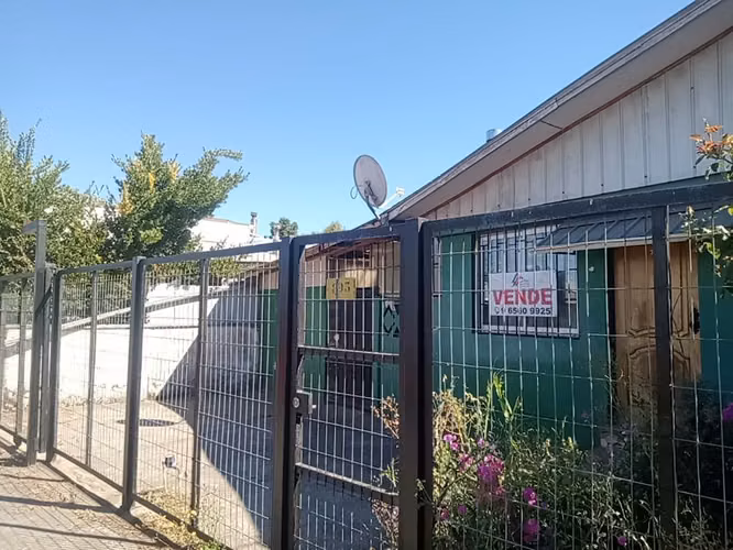 VENTA CASA - Población El Roble