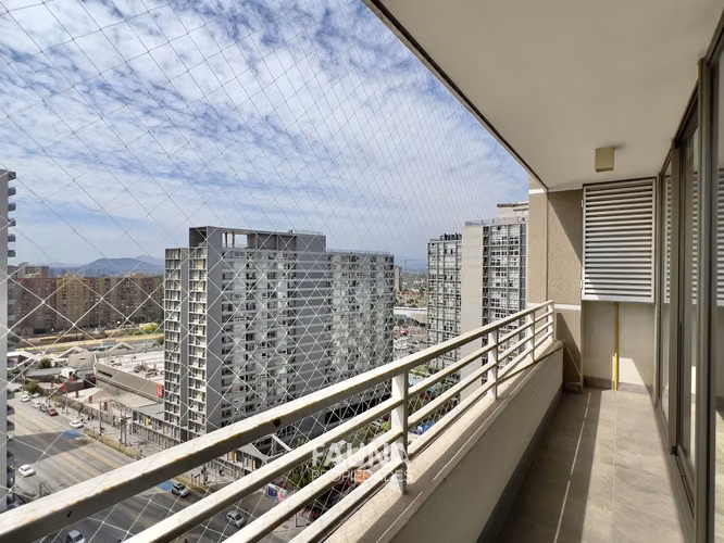 Metro Mirador