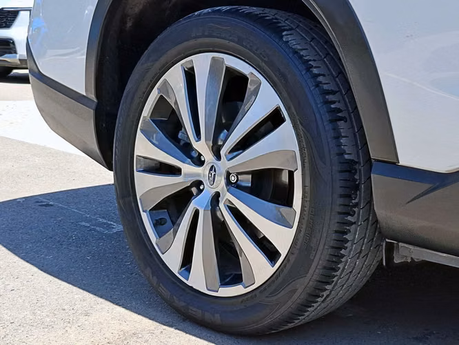 SUBARU EVOLTIS 2023