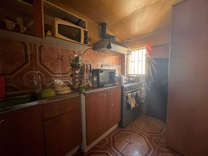 Amplia Casa con Gran Taller y 450m2 Terreno (147647)