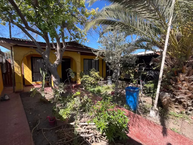 Amplia Casa con Gran Taller y 450m2 Terreno (147647)